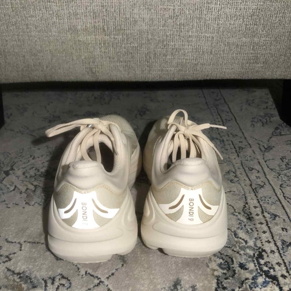 HOKA ONE ONE Bondi 9 rubber-trimmed jacquard-mesh sneakers - Picture 8 of 11